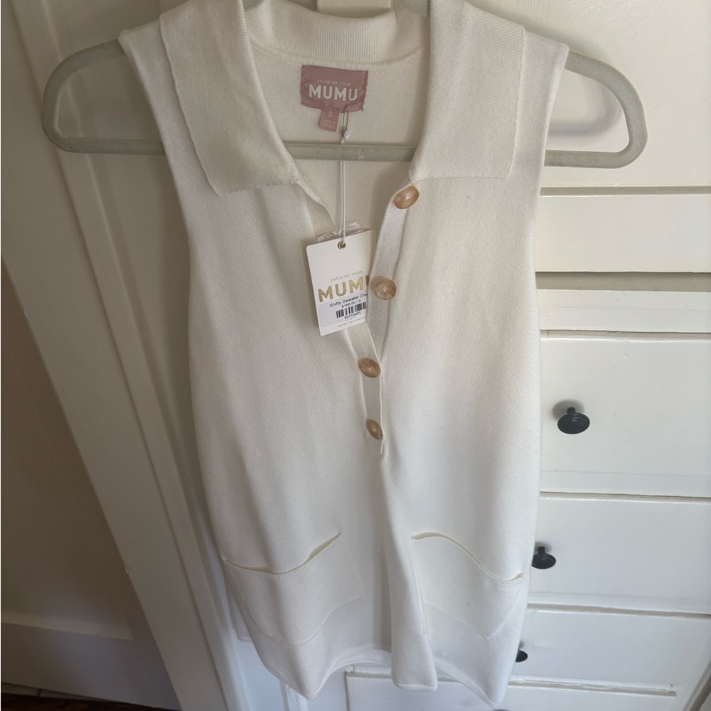Mumu White Sleeveless Button-Up Top